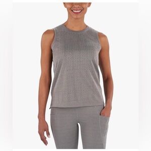 Member's Mark Women's everyday active‎ perforated tank and legging set size XL